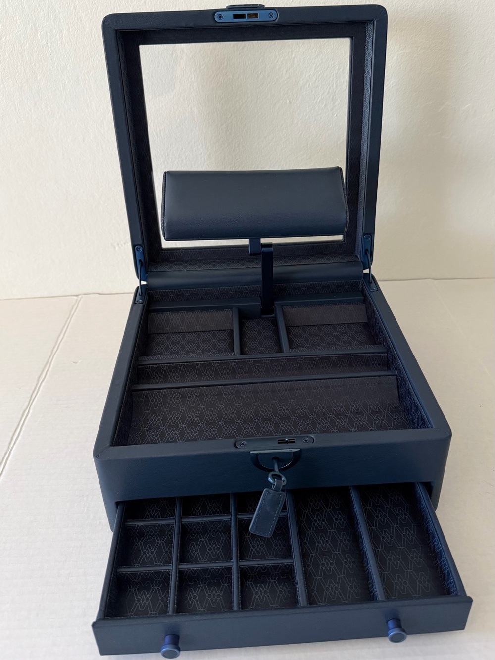 WOLF Leather Earth Watch Stand Box in midnight Blue